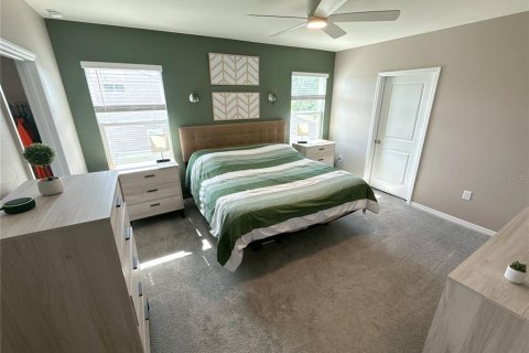 Villa ou maison à vendre à Wesley Chapel, Floride: 4 chambres, 209.96 m2 № 1913461 - photo 28