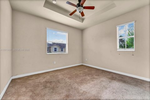 Copropriété à louer à Homestead, Floride: 3 chambres, 106.93 m2 № 2086266 - photo 11