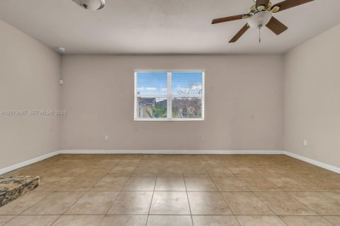 Copropriété à louer à Homestead, Floride: 3 chambres, 106.93 m2 № 2086266 - photo 18