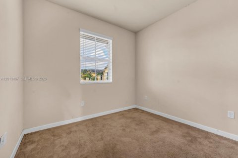 Copropriété à louer à Homestead, Floride: 3 chambres, 106.93 m2 № 2086266 - photo 17