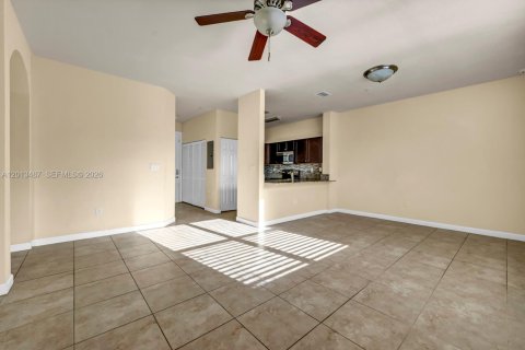 Copropriété à louer à Homestead, Floride: 3 chambres, 106.93 m2 № 2086266 - photo 9