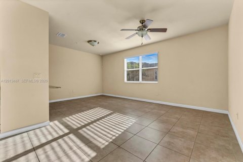Copropriété à louer à Homestead, Floride: 3 chambres, 106.93 m2 № 2086266 - photo 10