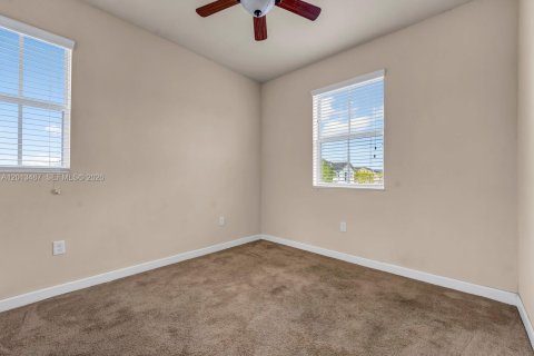 Copropriété à louer à Homestead, Floride: 3 chambres, 106.93 m2 № 2086266 - photo 16