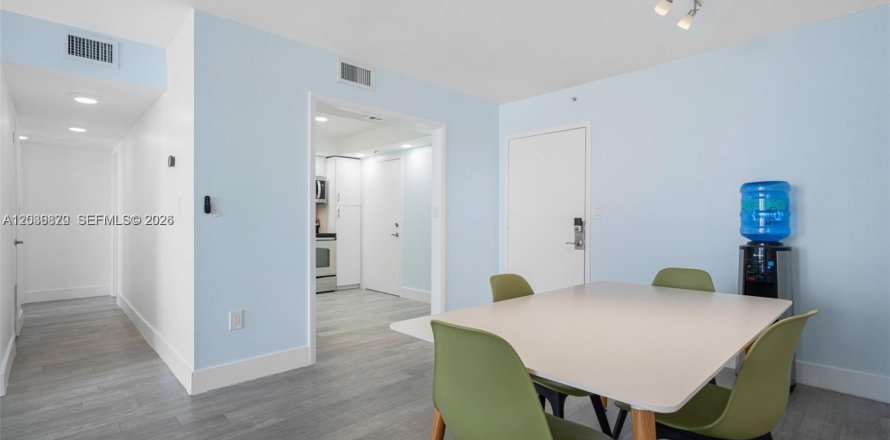 Condominio en Aventura, Florida, 2 dormitorios  № 2085483