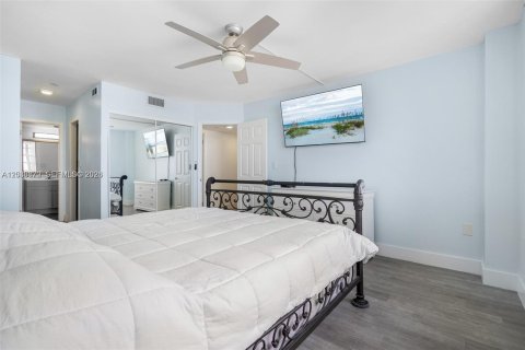 Condominio en alquiler en Aventura, Florida, 2 dormitorios, 116.87 m2 № 2085483 - foto 13