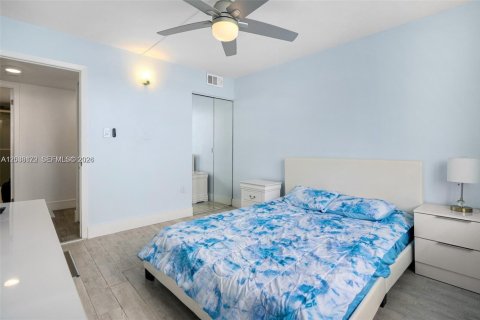 Condominio en alquiler en Aventura, Florida, 2 dormitorios, 116.87 m2 № 2085483 - foto 23