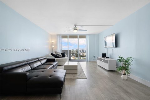 Condominio en alquiler en Aventura, Florida, 2 dormitorios, 116.87 m2 № 2085483 - foto 7