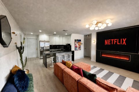 Villa ou maison à louer à Fort Lauderdale, Floride: 3 chambres, 96.25 m2 № 2328164 - photo 6