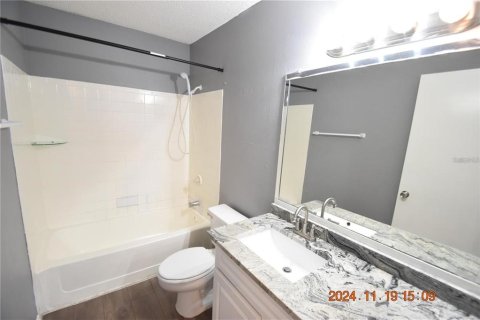 Condo in Tampa, Florida, 2 bedrooms  № 1542436 - photo 15