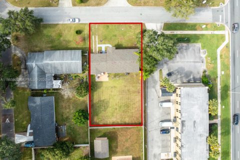 Купить коммерческую недвижимость в Орландо, Флорида № 2010330 - фото 30