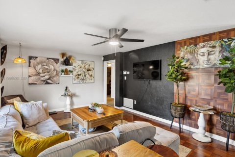 Купить коммерческую недвижимость в Орландо, Флорида № 2010330 - фото 5