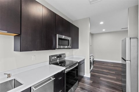 Appartement à louer à Orlando, Floride: 1 chambre, 83.61 m2 № 2259223 - photo 3