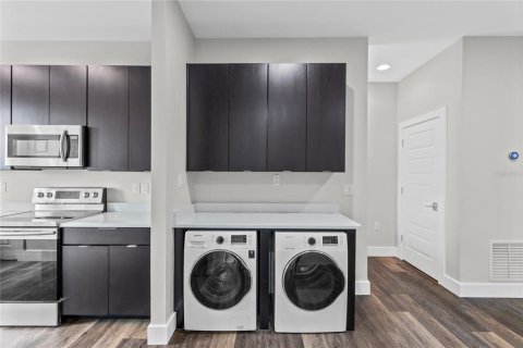 Appartement à louer à Orlando, Floride: 1 chambre, 83.61 m2 № 2259223 - photo 4