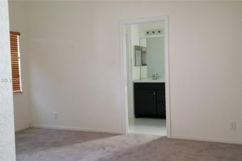 Casa en alquiler en Weston, Florida, 3 dormitorios, 155.33 m2 № 2026416 - foto 13
