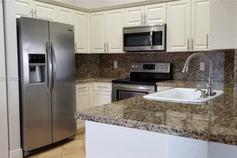 Casa en alquiler en Weston, Florida, 3 dormitorios, 155.33 m2 № 2026416 - foto 6