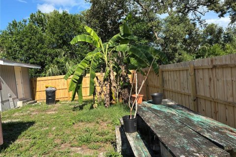 House in Orange City, Florida 2 bedrooms, 59.83 sq.m. № 2149874 - photo 6