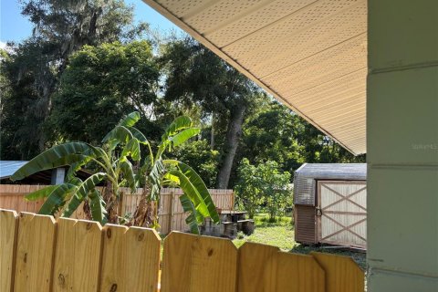 House in Orange City, Florida 2 bedrooms, 59.83 sq.m. № 2149874 - photo 7