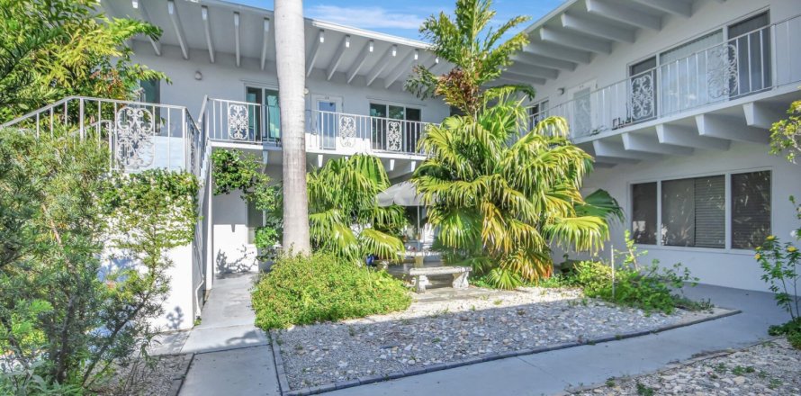 Immobilier commercial à Lake Worth, Floride 1 chambre, 55.56 m2 № 1178605