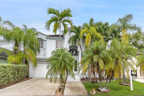 Villa ou maison à vendre à Miami, Floride: 4 chambres, 203.18 m2 № 1821723 - photo 1