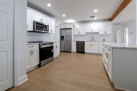 Villa ou maison à vendre à Tampa, Floride: 3 chambres, 109.81 m2 № 1903692 - photo 7