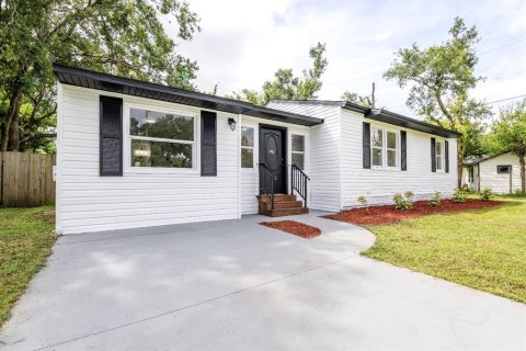 Villa ou maison à vendre à Tampa, Floride: 3 chambres, 109.81 m2 № 1903692 - photo 1