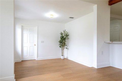 Villa ou maison à vendre à Tampa, Floride: 3 chambres, 109.81 m2 № 1903692 - photo 4