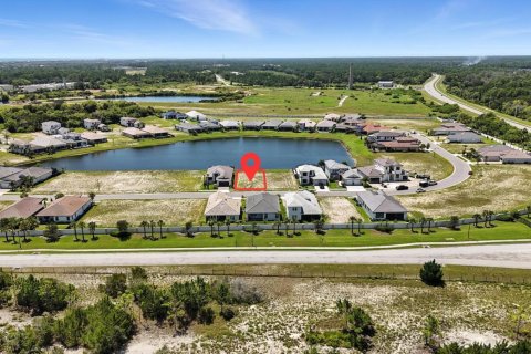 Commercial property in Palm Coast, Florida № 2146169 - photo 3