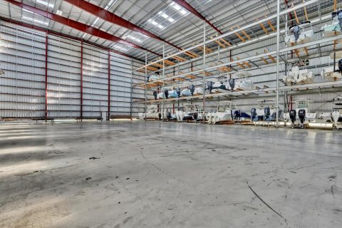 Commercial property in Palm Coast, Florida № 2146169 - photo 12