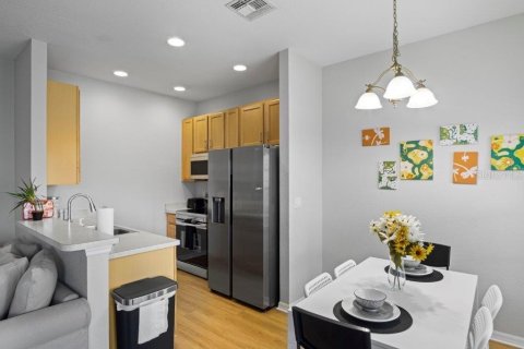 Townhouse in Kissimmee, Florida 4 bedrooms, 130.06 sq.m. № 1818828 - photo 5