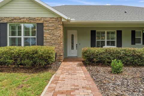 Casa en venta en Mount Dora, Florida, 4 dormitorios, 319.96 m2 № 2310070 - foto 4