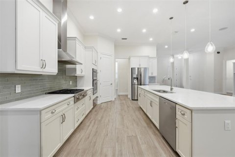 Casa en venta en Mount Dora, Florida, 4 dormitorios, 319.96 m2 № 2310070 - foto 19