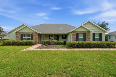Casa en venta en Mount Dora, Florida, 4 dormitorios, 319.96 m2 № 2310070 - foto 2