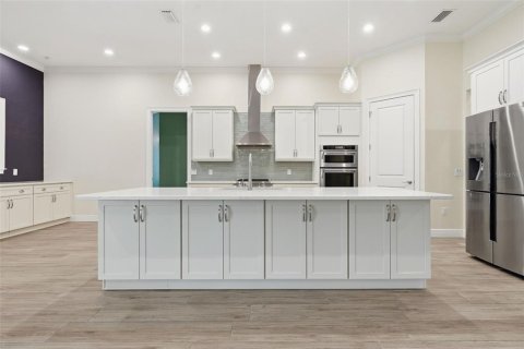 Casa en venta en Mount Dora, Florida, 4 dormitorios, 319.96 m2 № 2310070 - foto 15