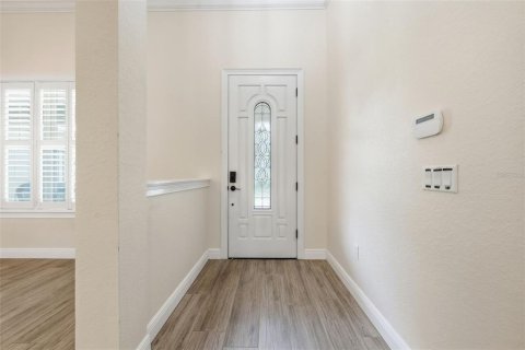 Casa en venta en Mount Dora, Florida, 4 dormitorios, 319.96 m2 № 2310070 - foto 6