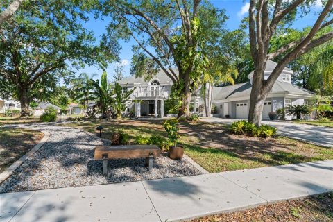 Casa en venta en Tampa, Florida, 4 dormitorios, 453.73 m2 № 1642577 - foto 2
