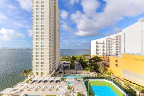 Condo in Miami, Florida, 1 bedroom  № 1977244 - photo 12