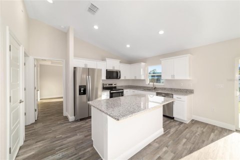 Villa ou maison à vendre à Ocala, Floride: 3 chambres, 134.99 m2 № 2360662 - photo 17