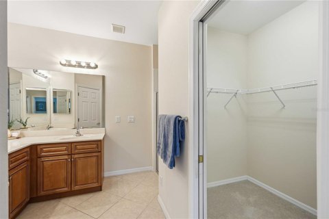 House in North Port, Florida 2 bedrooms, 138.61 sq.m. № 2203296 - photo 18