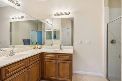 House in North Port, Florida 2 bedrooms, 138.61 sq.m. № 2203296 - photo 19