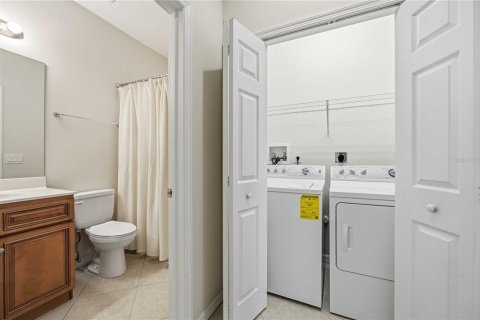 House in North Port, Florida 2 bedrooms, 138.61 sq.m. № 2203296 - photo 24