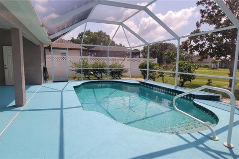 Casa en alquiler en Rotonda, Florida, 3 dormitorios, 199.65 m2 № 1322379 - foto 23