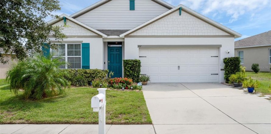 House in Haines City, Florida 4 bedrooms, 173.45 sq.m. № 1909511