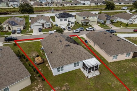 House in Haines City, Florida 4 bedrooms, 173.45 sq.m. № 1909511 - photo 26