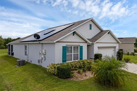 House in Haines City, Florida 4 bedrooms, 173.45 sq.m. № 1909511 - photo 2