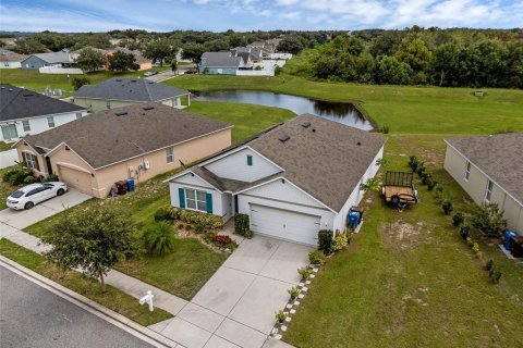 House in Haines City, Florida 4 bedrooms, 173.45 sq.m. № 1909511 - photo 24