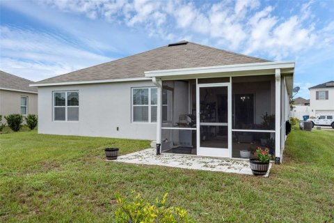 House in Haines City, Florida 4 bedrooms, 173.45 sq.m. № 1909511 - photo 23