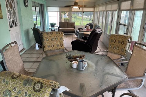 House in Okeechobee, Florida 3 bedrooms, 159.51 sq.m. № 1355564 - photo 17