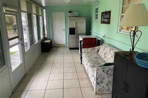 House in Okeechobee, Florida 3 bedrooms, 159.51 sq.m. № 1355564 - photo 16