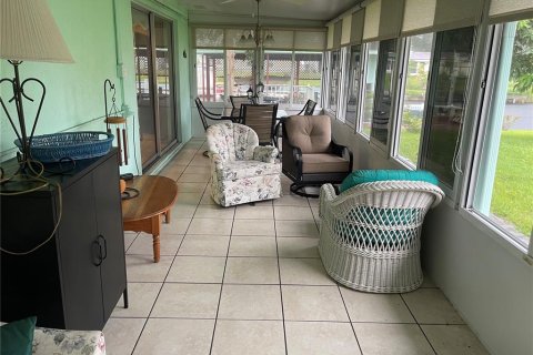 House in Okeechobee, Florida 3 bedrooms, 159.51 sq.m. № 1355564 - photo 15