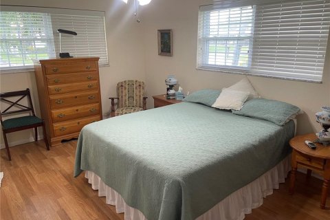 House in Okeechobee, Florida 3 bedrooms, 159.51 sq.m. № 1355564 - photo 25